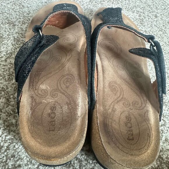 TAOS LUCY THONG SANDALS 8-8.5 - Picture 3 of 7